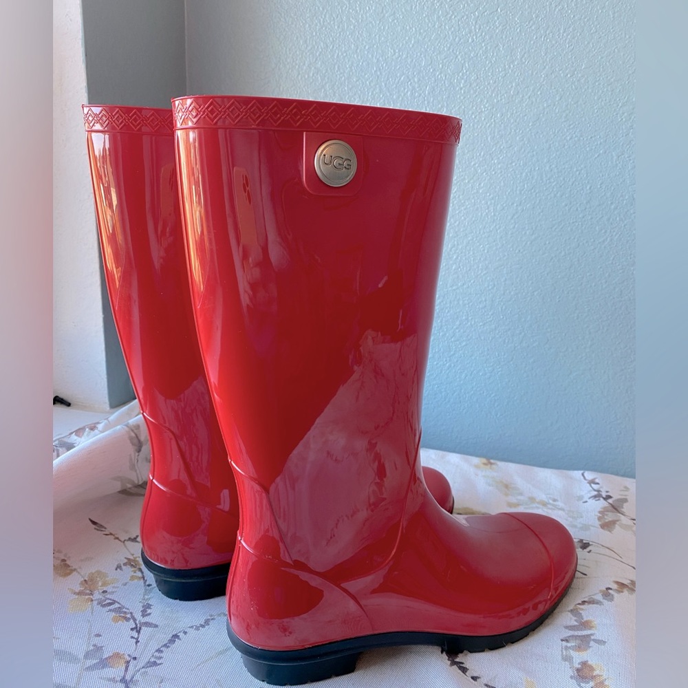 UGG Rain Boots ☔️